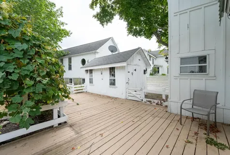 10 Maple Street Exeter NH 03833