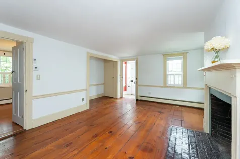 10 Maple Street Exeter NH 03833