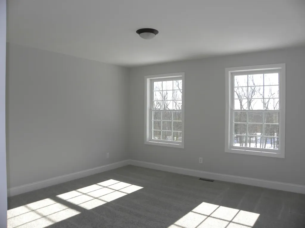 313 Karatzas Avenue Manchester NH 03104