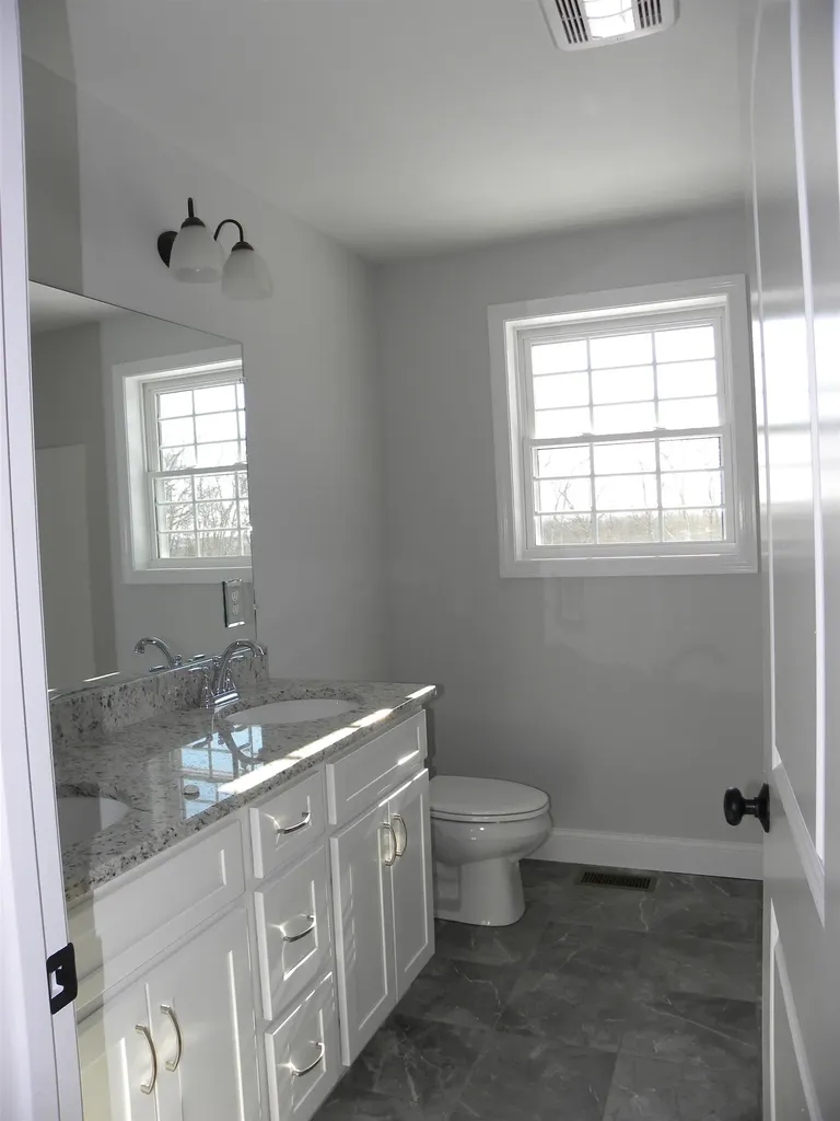 313 Karatzas Avenue Manchester NH 03104