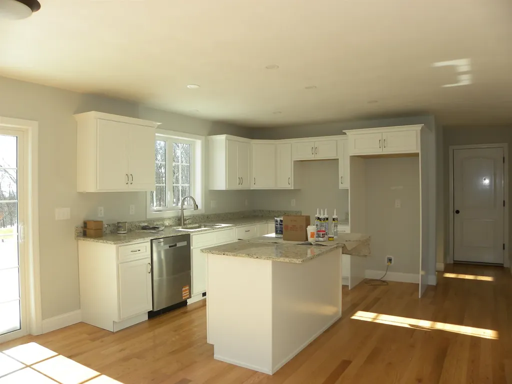 313 Karatzas Avenue Manchester NH 03104