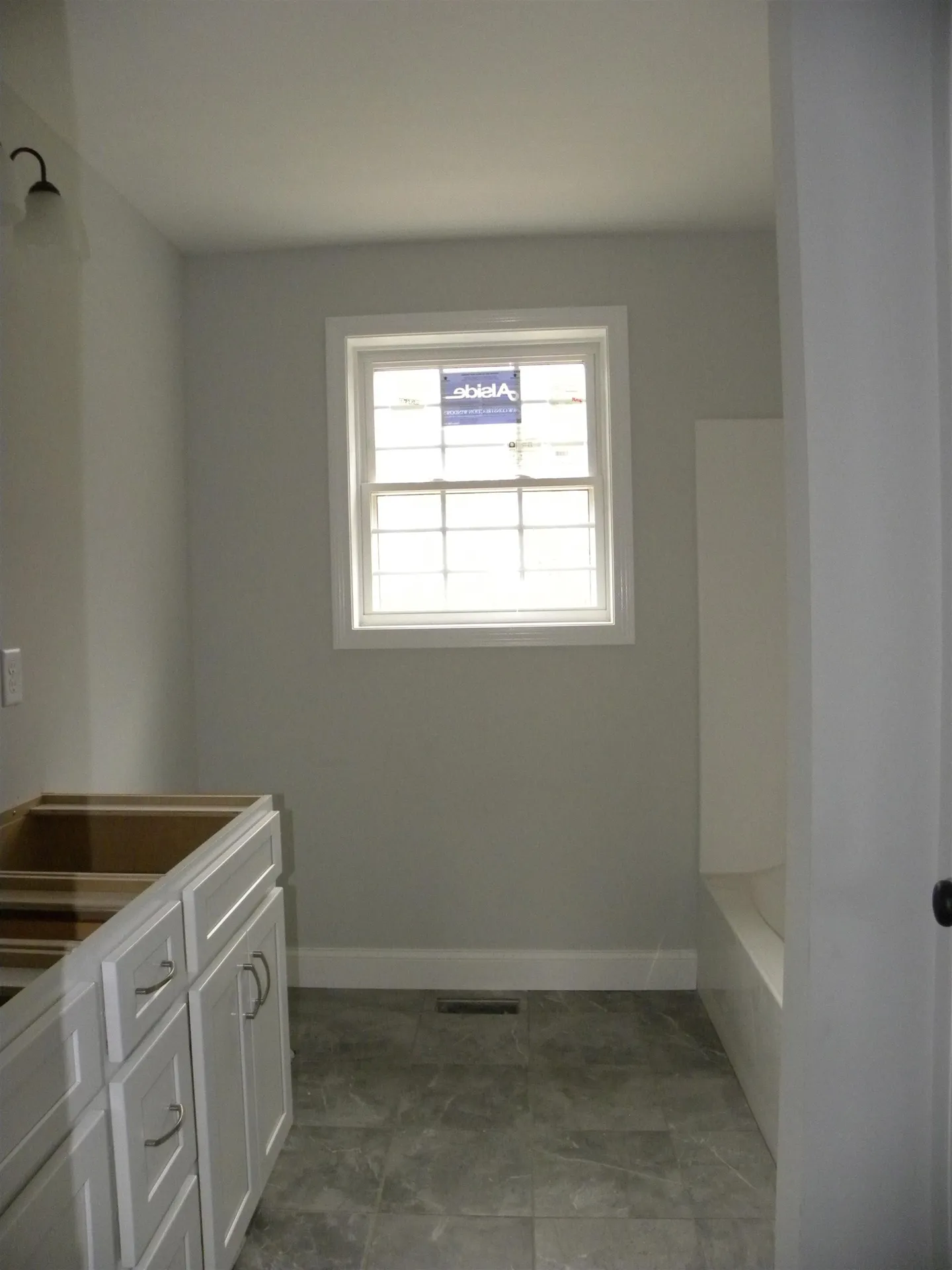 313 Karatzas Avenue Manchester NH 03104