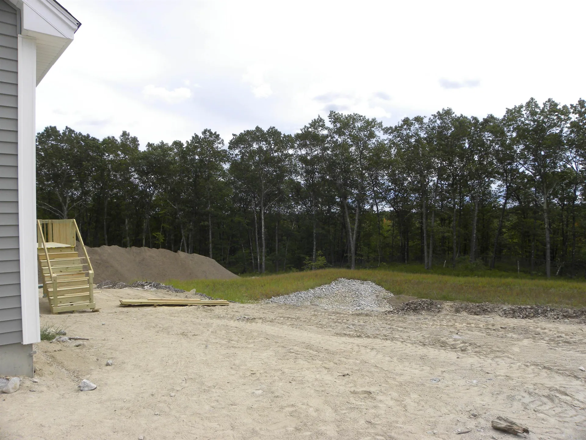 313 Karatzas Avenue Manchester NH 03104