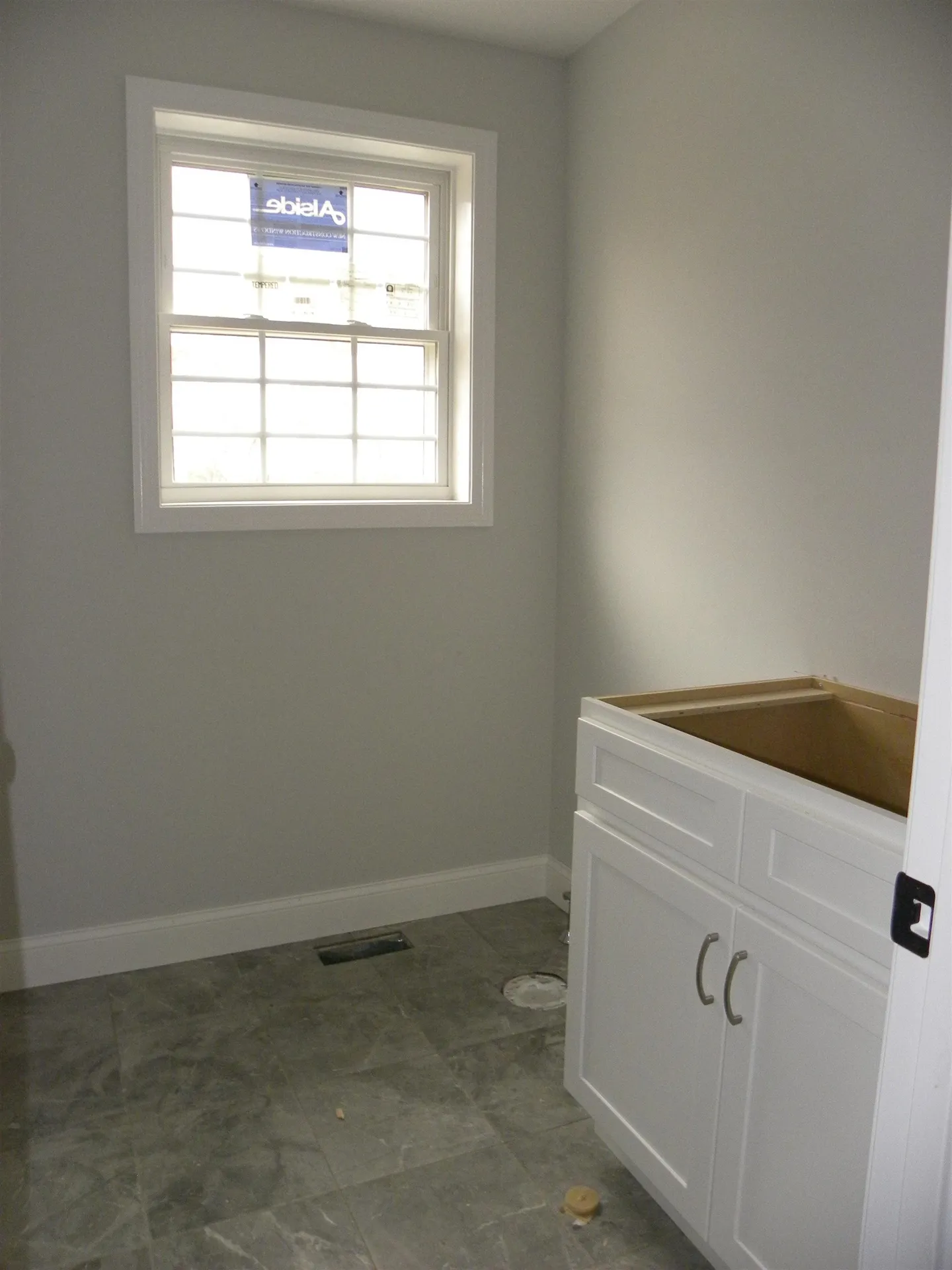 313 Karatzas Avenue Manchester NH 03104