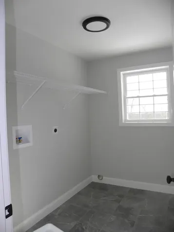 313 Karatzas Avenue Manchester NH 03104