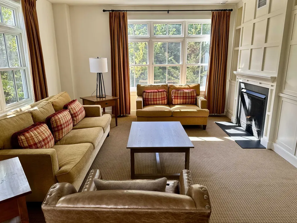 102 Forest Drive Warren VT 05674