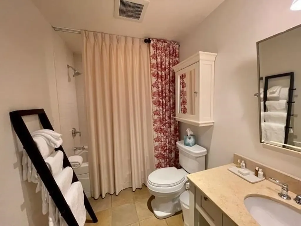 102 Forest Drive Warren VT 05674