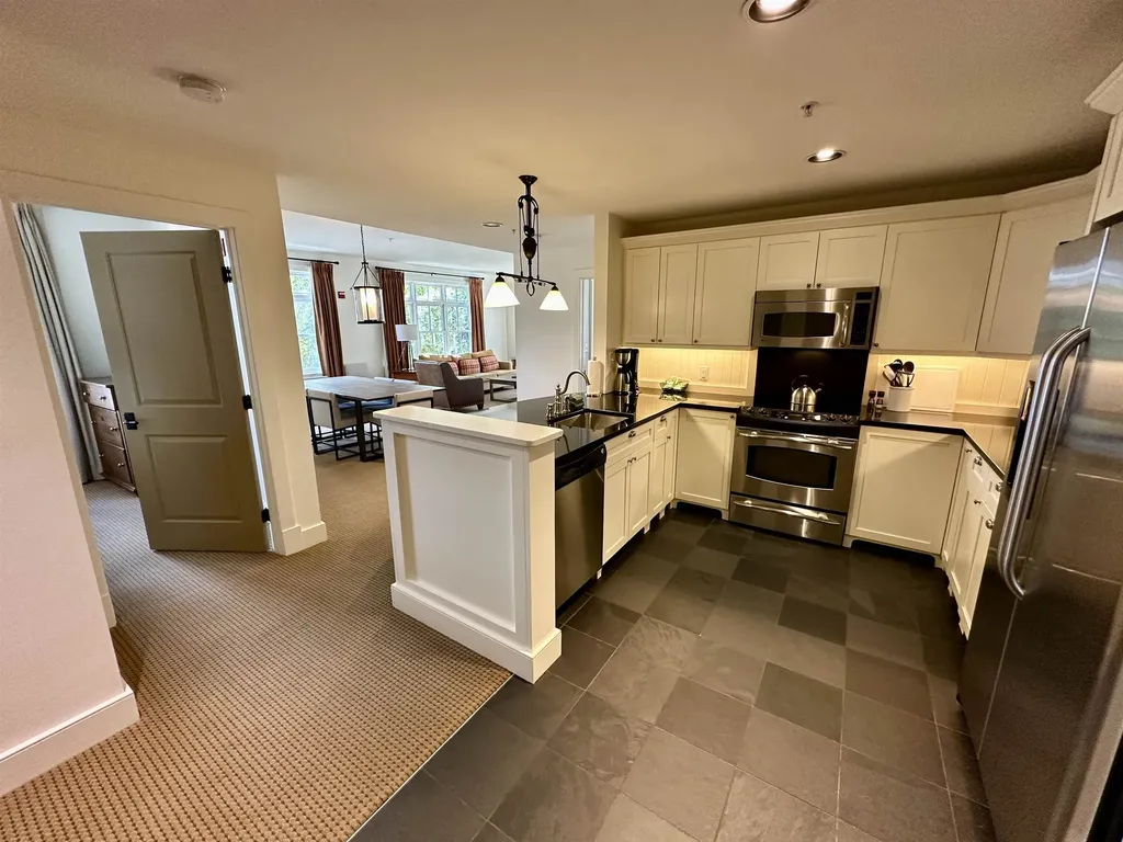 102 Forest Drive Warren VT 05674