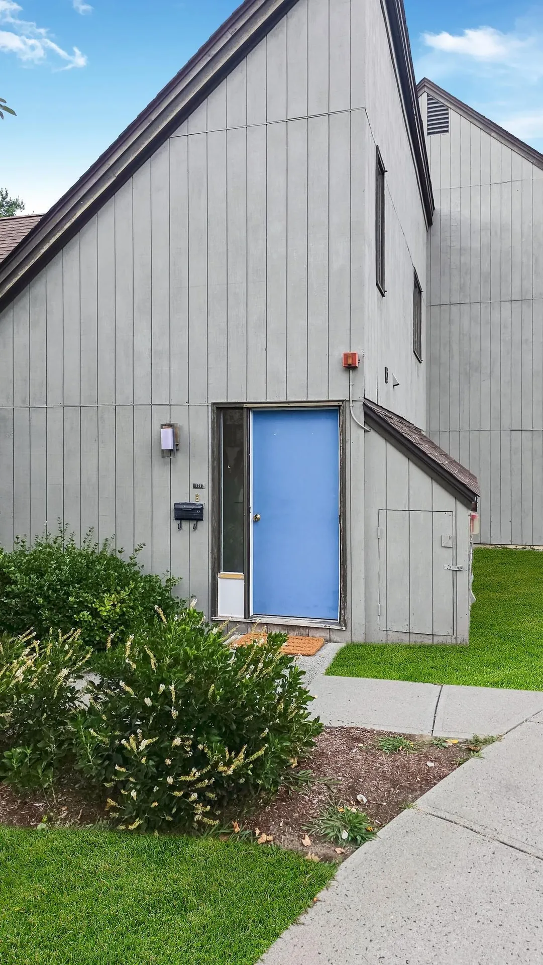 121 Brook Hollow Hanover NH 03755