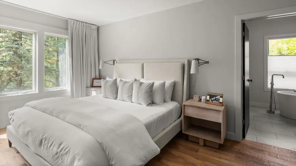 384 Topnotch Drive Stowe VT 05672