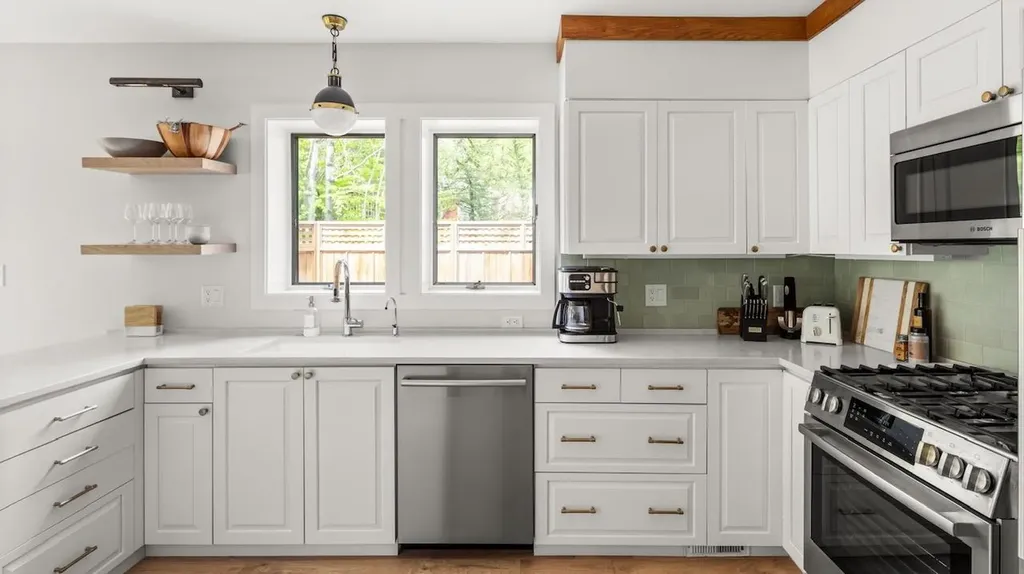 384 Topnotch Drive Stowe VT 05672