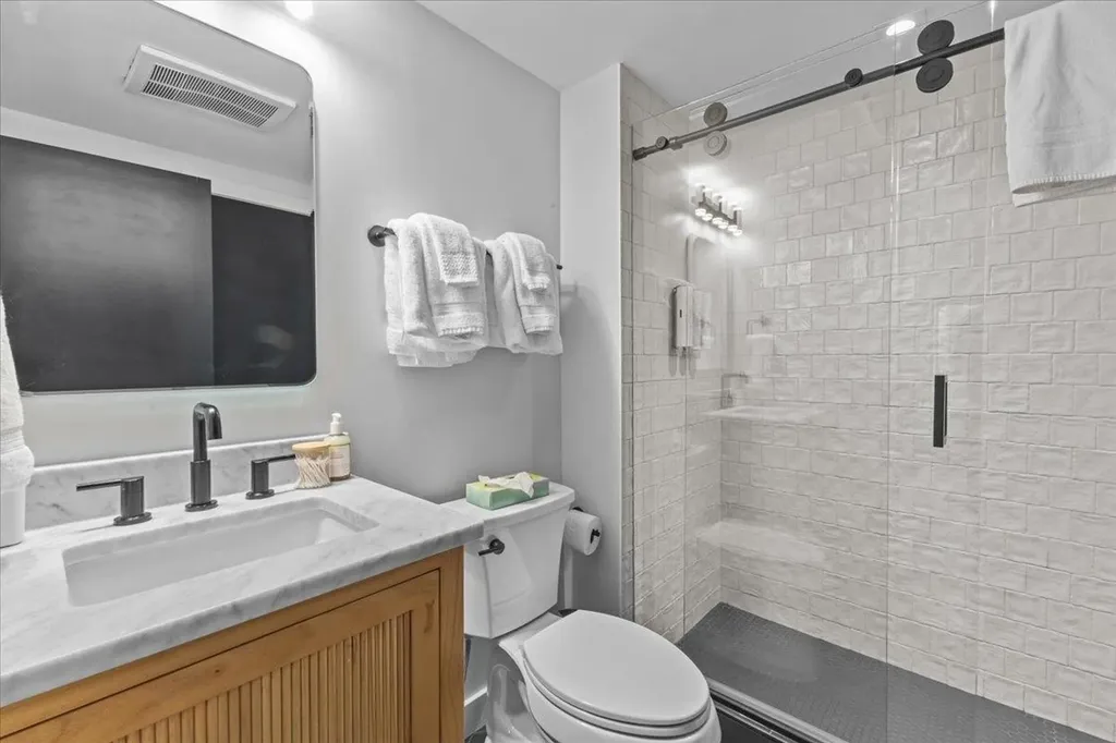 384 Topnotch Drive Stowe VT 05672