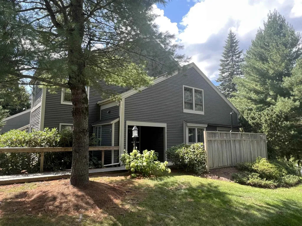 384 Topnotch Drive Stowe VT 05672
