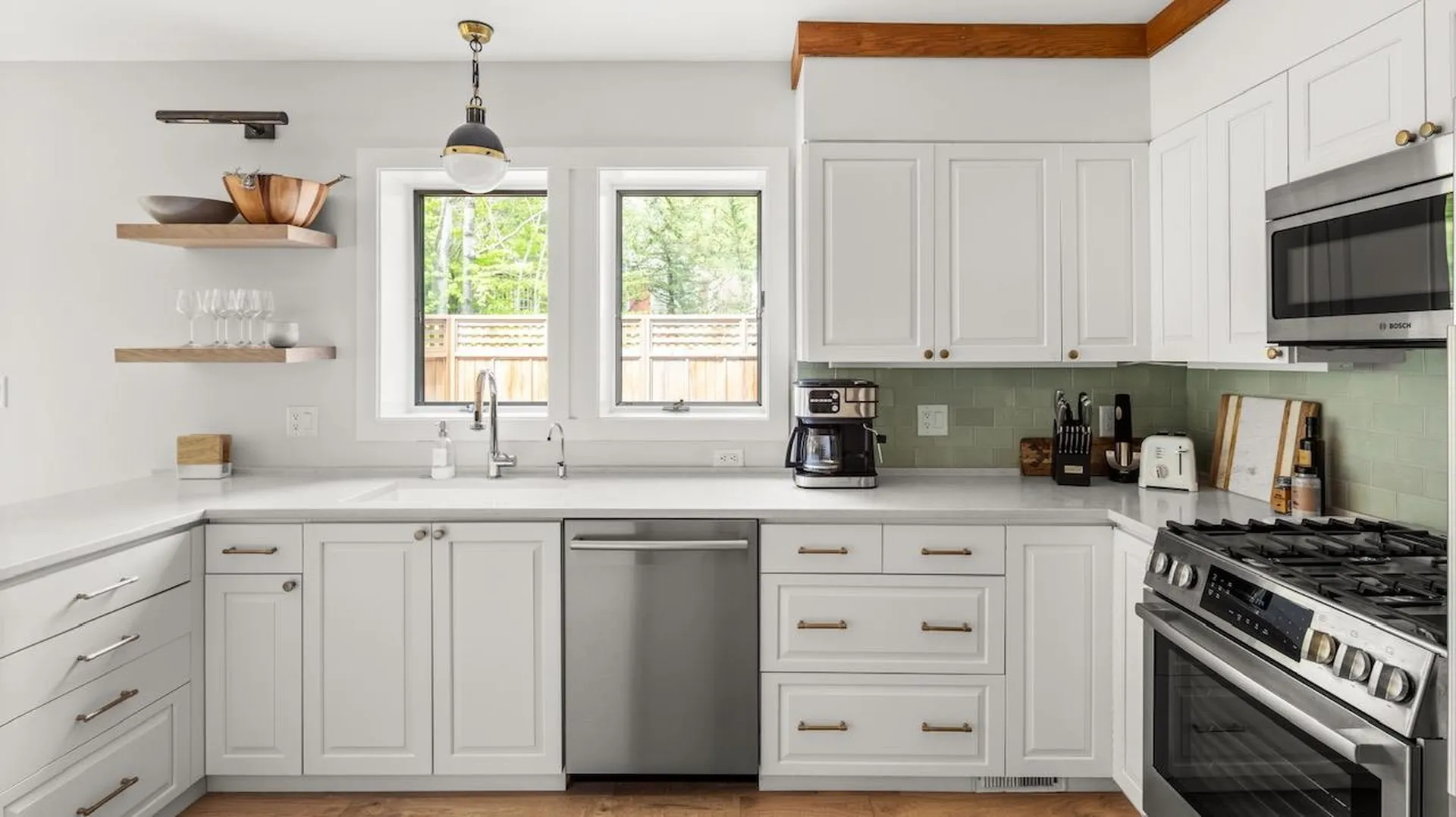 384 Topnotch Drive Stowe VT 05672