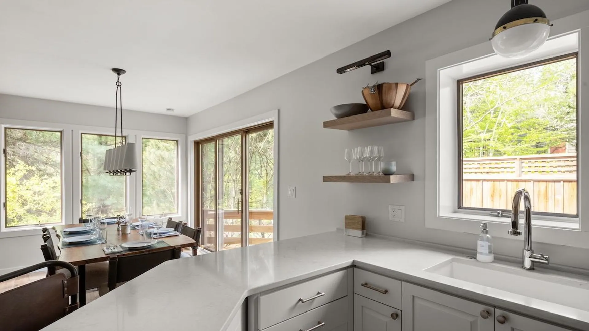 384 Topnotch Drive Stowe VT 05672