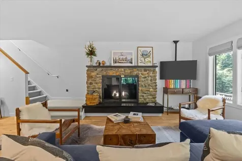 384 Topnotch Drive Stowe VT 05672