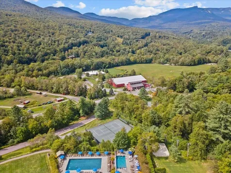 384 Topnotch Drive Stowe VT 05672