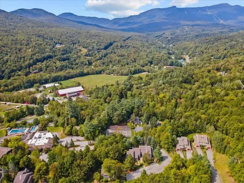 384 Topnotch Drive Stowe VT 05672