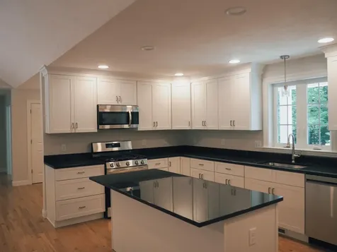 11 Blaisdell Court Raymond NH 03077