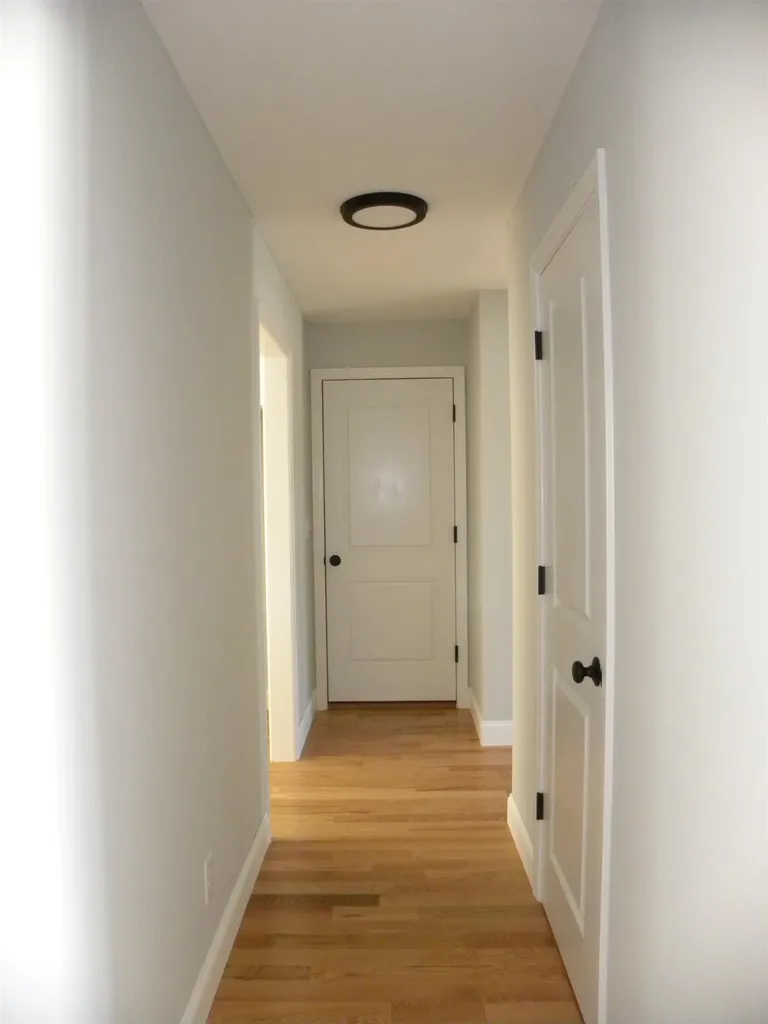 305 Karatzas Avenue Manchester NH 03104