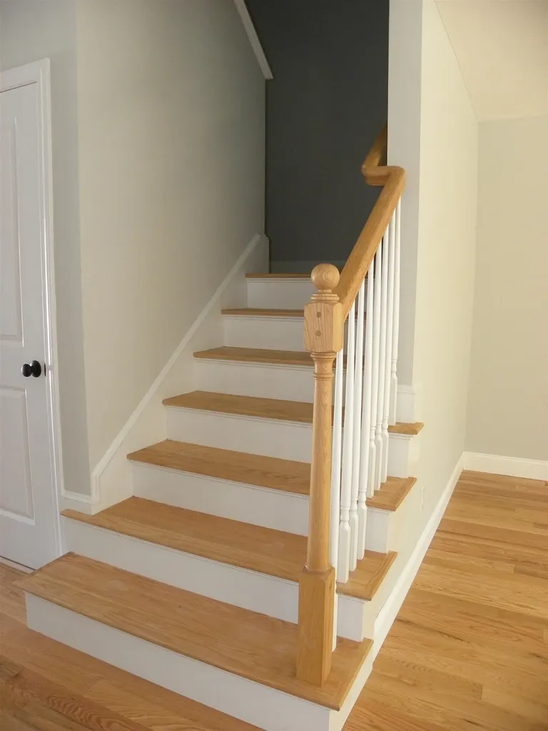 305 Karatzas Avenue Manchester NH 03104