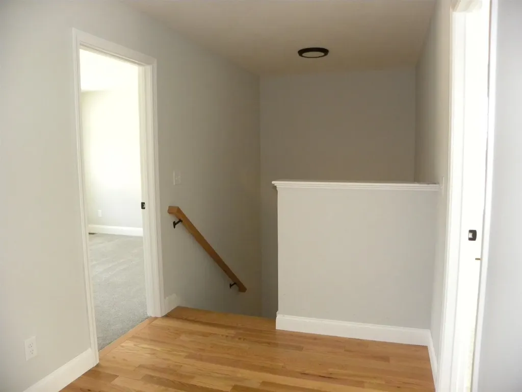 305 Karatzas Avenue Manchester NH 03104