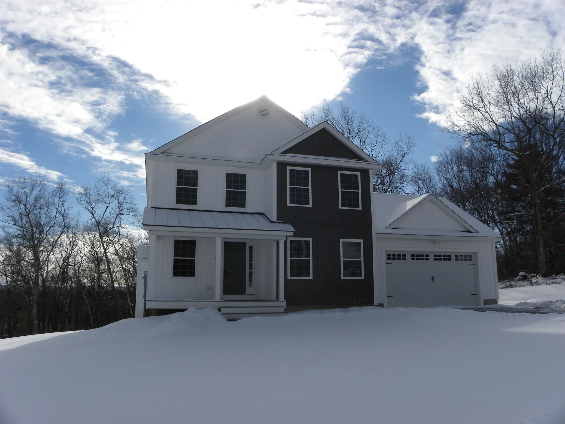305 Karatzas Avenue Manchester NH 03104