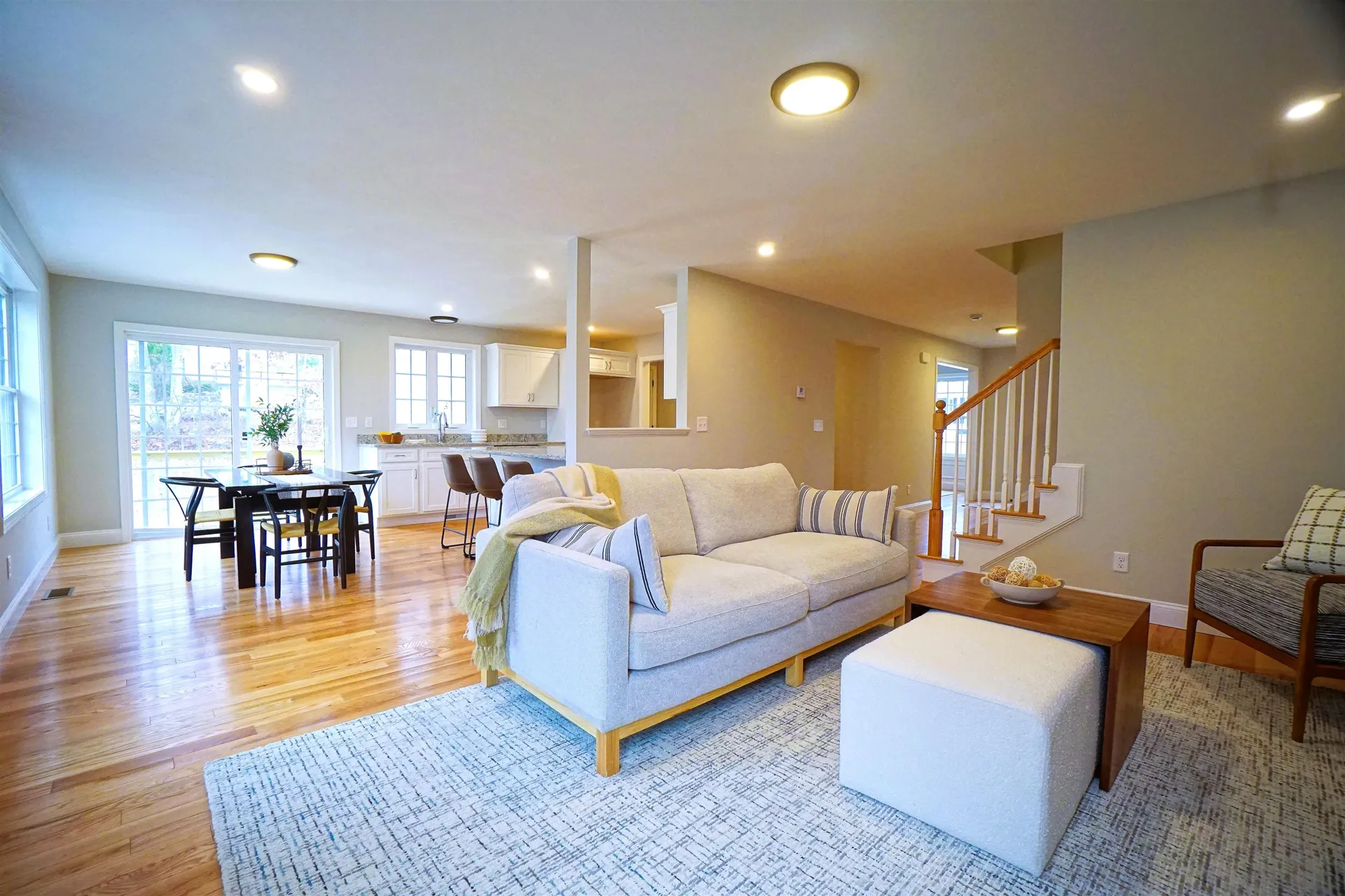 305 Karatzas Avenue Manchester NH 03104