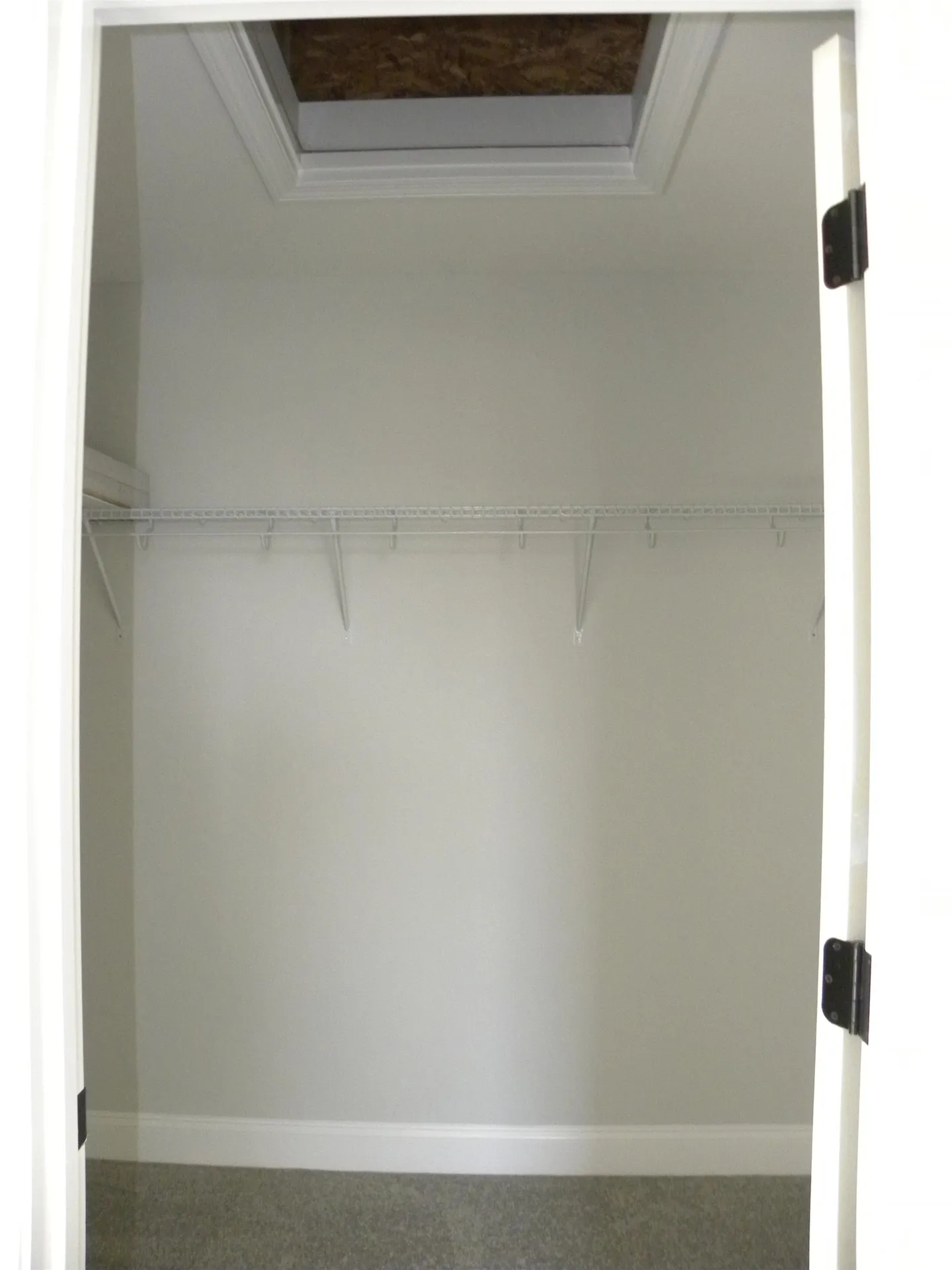 305 Karatzas Avenue Manchester NH 03104