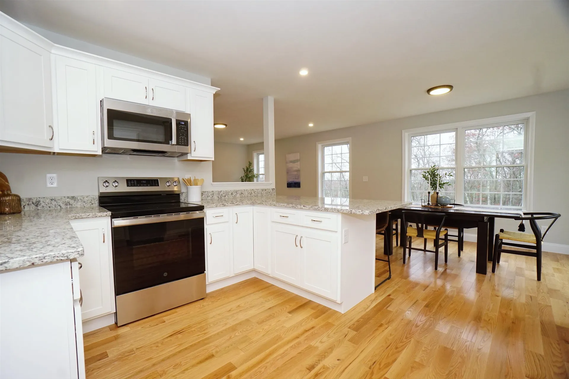 305 Karatzas Avenue Manchester NH 03104