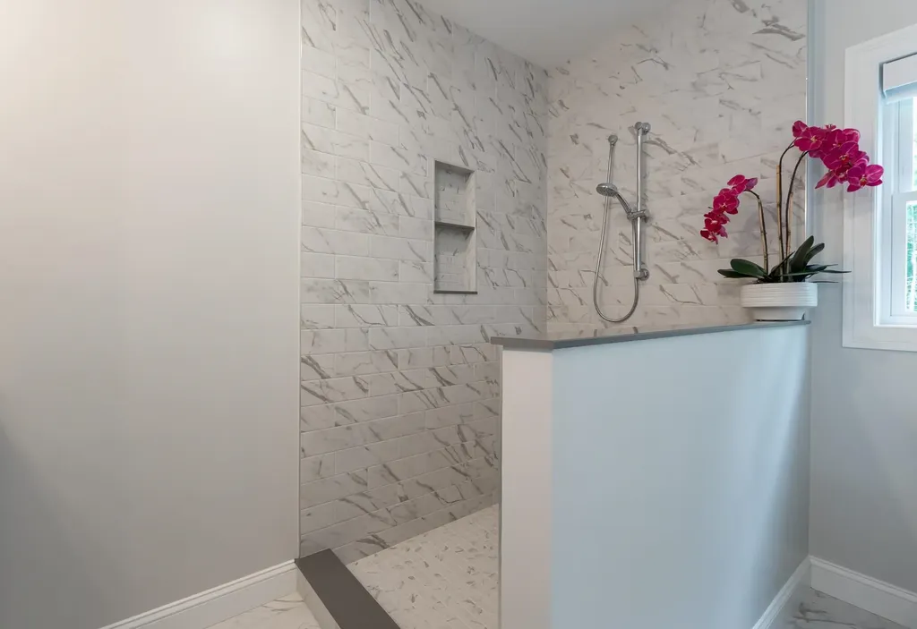 2 Midtrail Crossing Lane Windham NH 03087