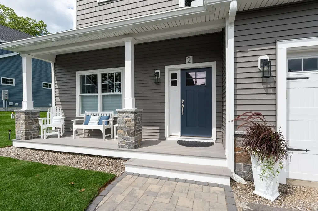 2 Midtrail Crossing Lane Windham NH 03087