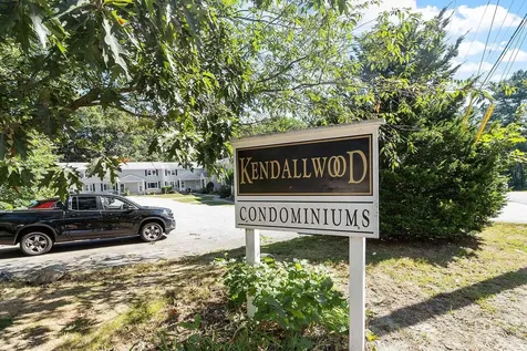 77 Granite Street Londonderry NH 03053