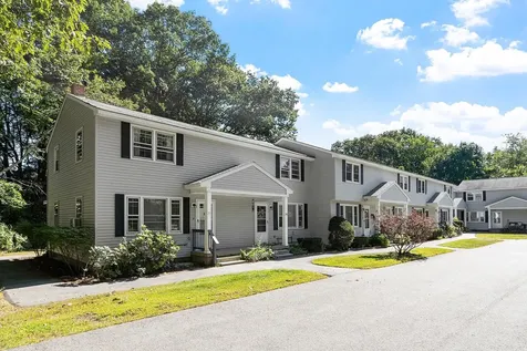 77 Granite Street Londonderry NH 03053
