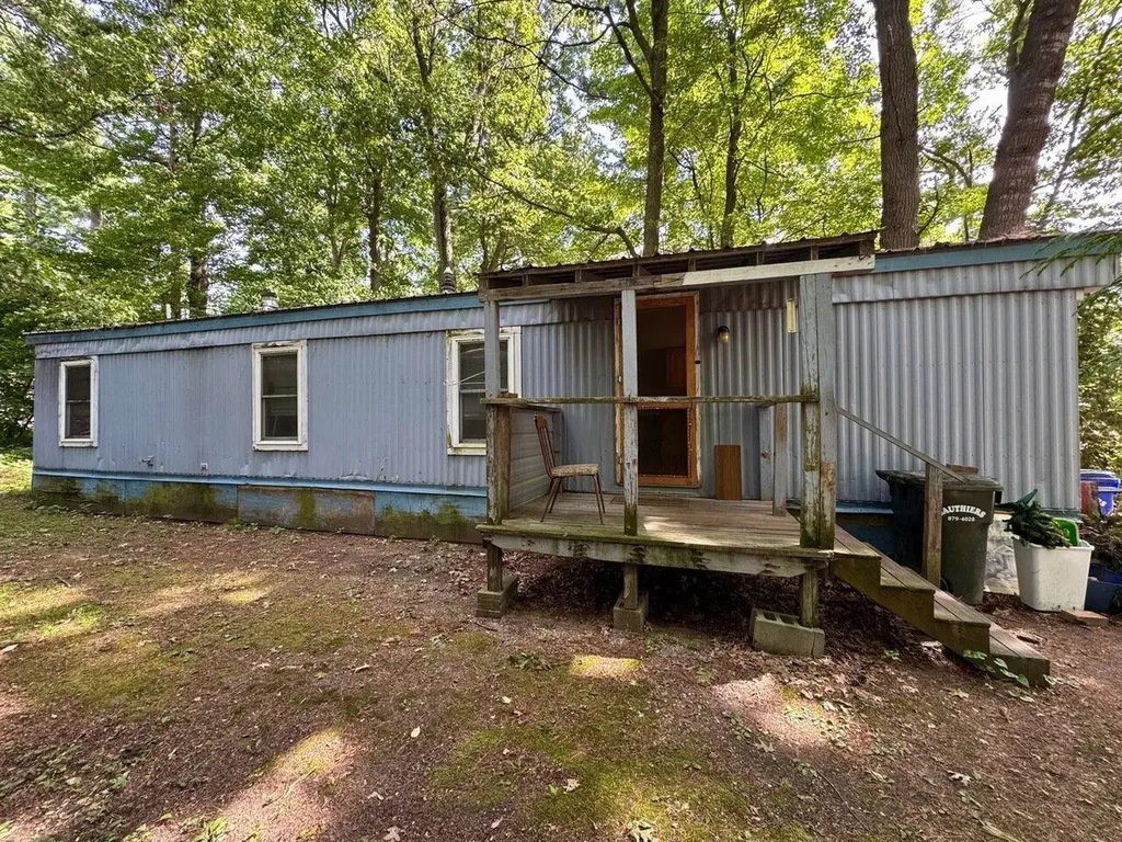 15 Hawthorne Lane Colchester VT 05446