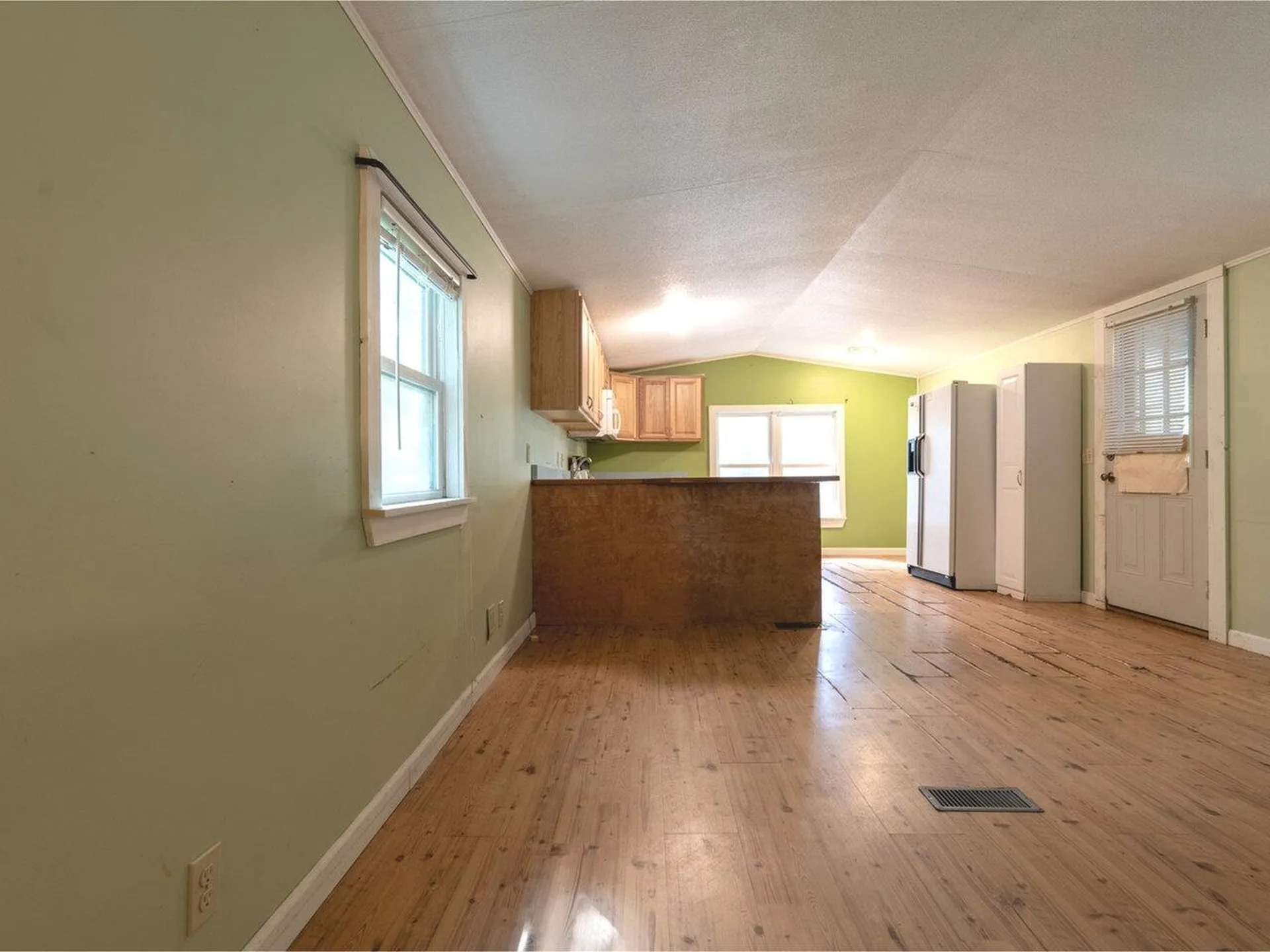 15 Hawthorne Lane Colchester VT 05446