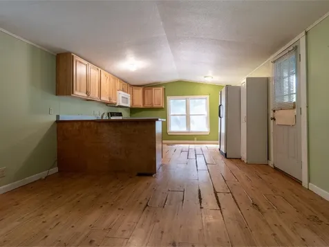 15 Hawthorne Lane Colchester VT 05446