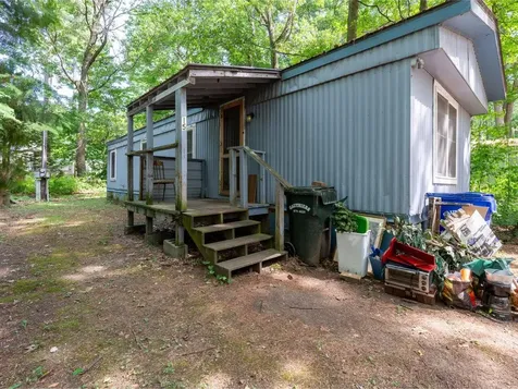 15 Hawthorne Lane Colchester VT 05446