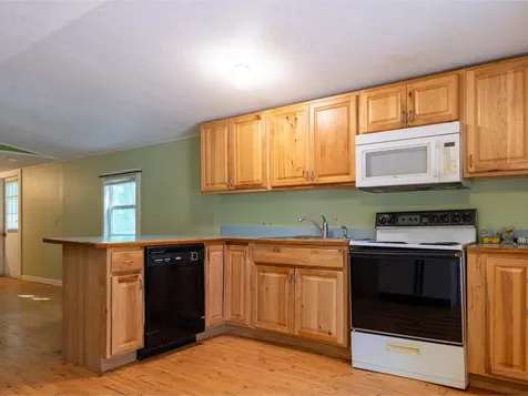 15 Hawthorne Lane Colchester VT 05446