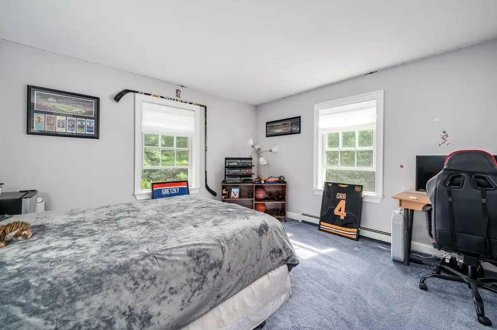 12 Carriage Hill Lane Dover NH 03820