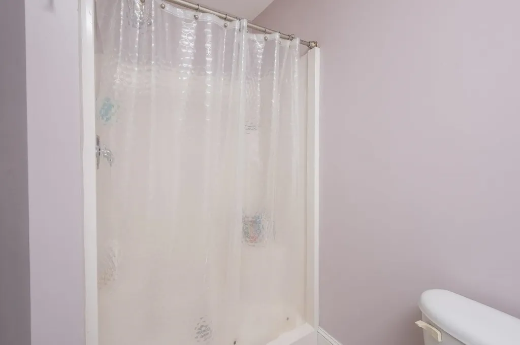 12 Carriage Hill Lane Dover NH 03820