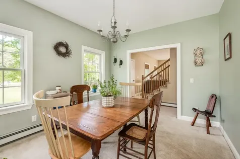 12 Carriage Hill Lane Dover NH 03820