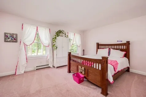 12 Carriage Hill Lane Dover NH 03820