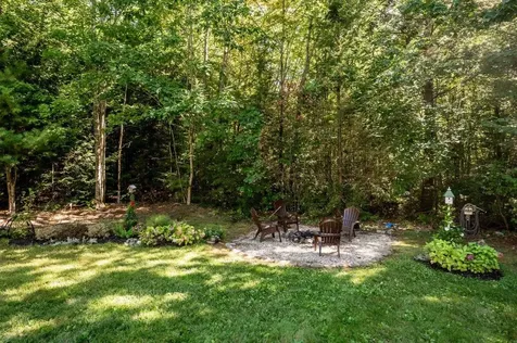 12 Carriage Hill Lane Dover NH 03820