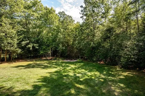 12 Carriage Hill Lane Dover NH 03820