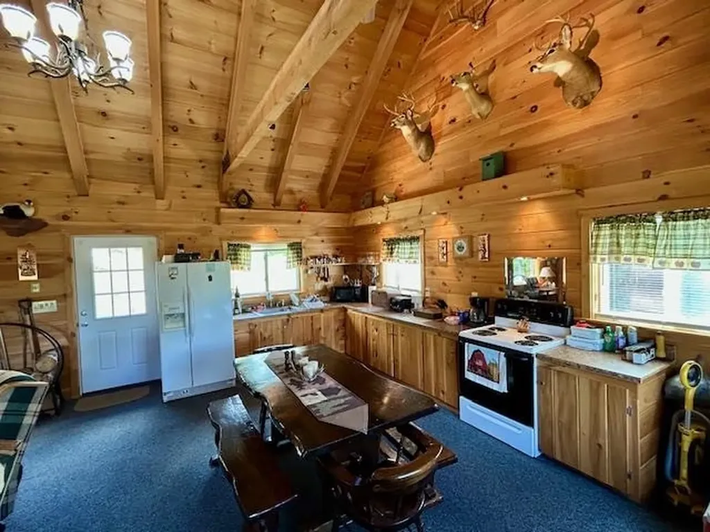 2274 Macintosh Hill Road Bethel VT 05032