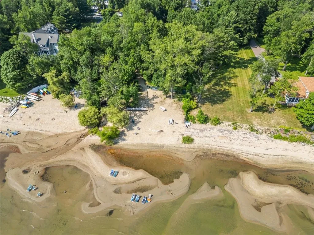 45 Eastman Farm Road Burlington VT 05408