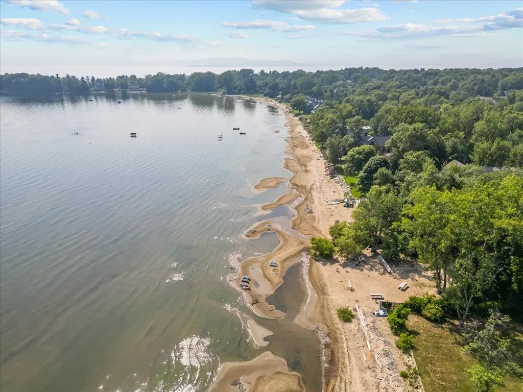 45 Eastman Farm Road Burlington VT 05408