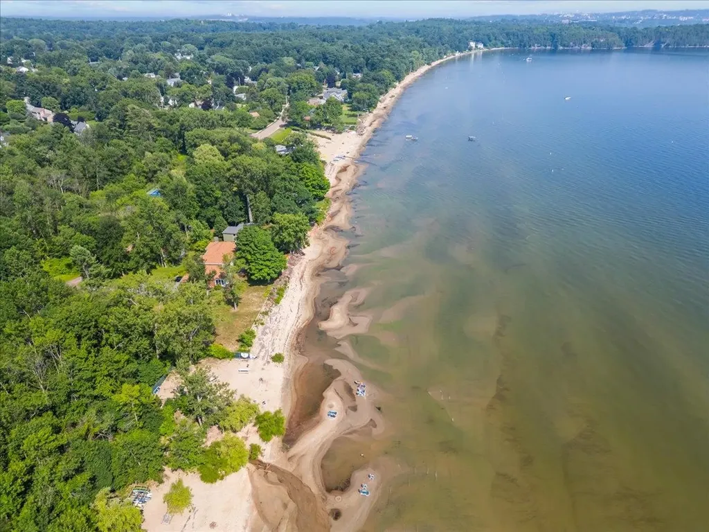 45 Eastman Farm Road Burlington VT 05408