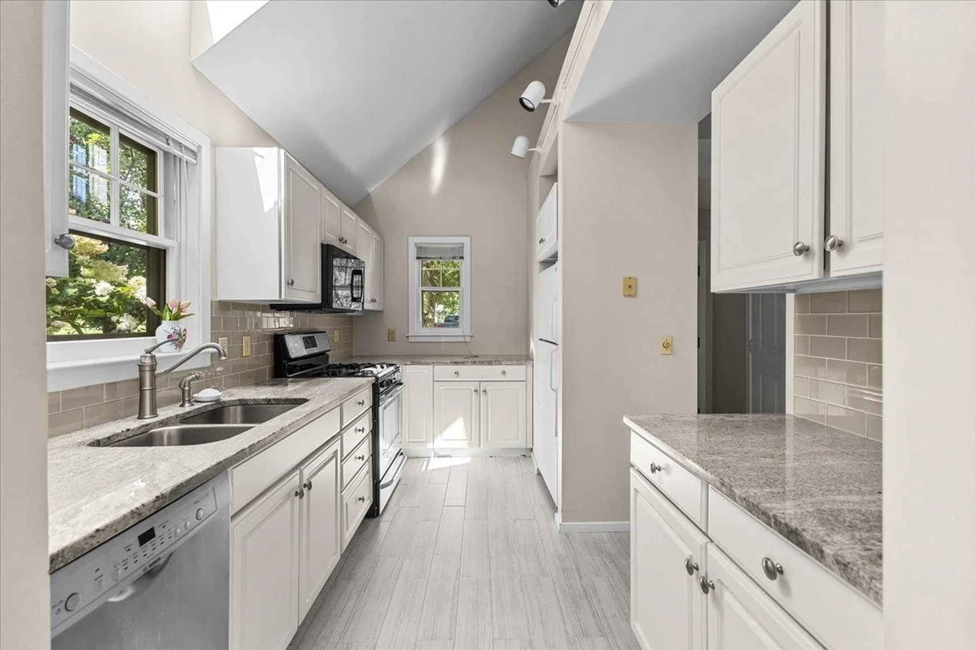 45 Eastman Farm Road Burlington VT 05408